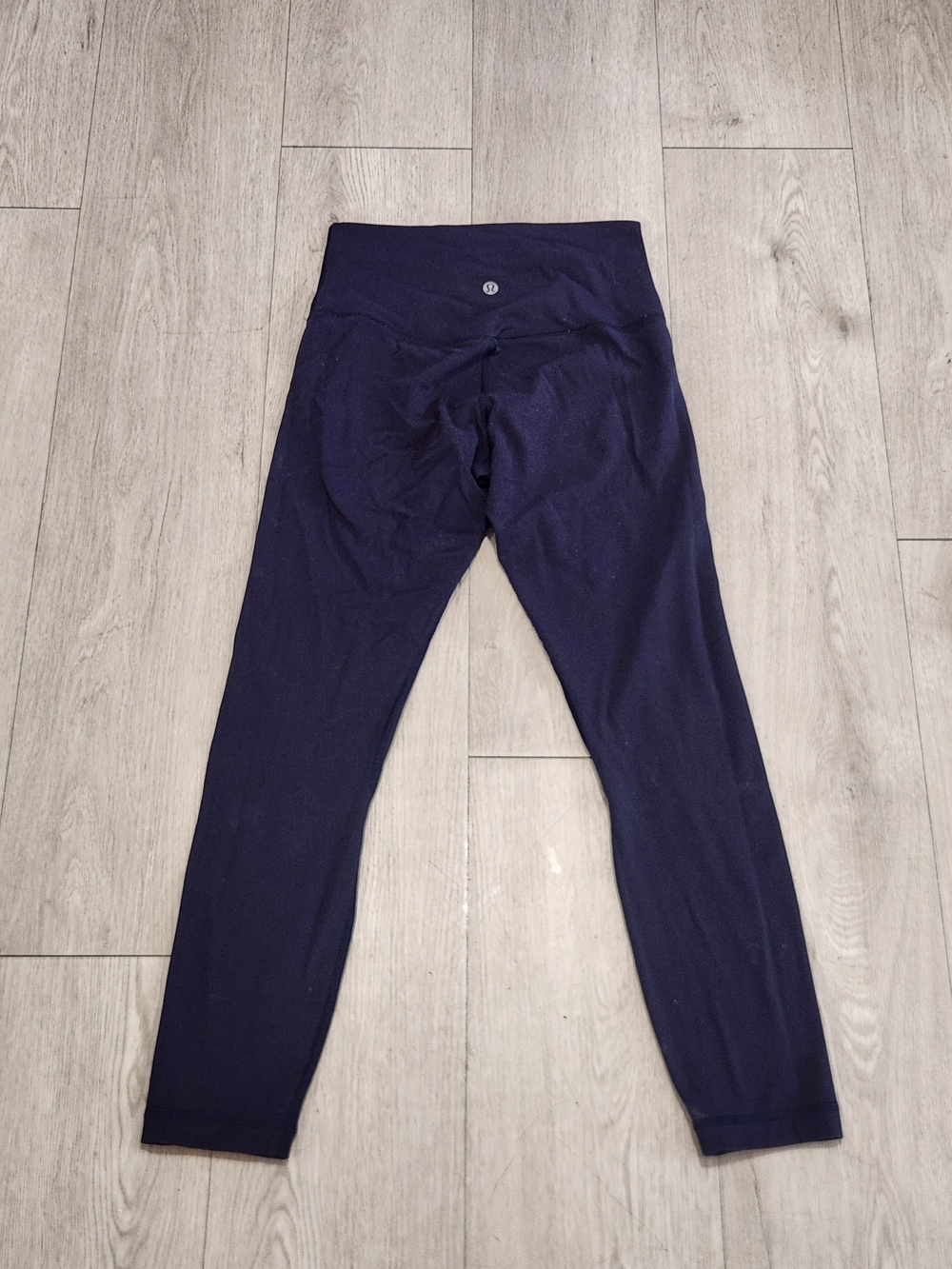 Title:
Lululemon Align High-Rise Leggings 25” Dark Navy Blue Size 6 LW5LJFS